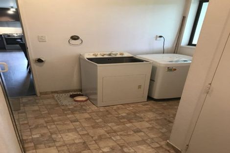 Photo of property in 14 Corwen Place, Mayfair, Hastings, 4122