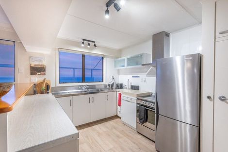 Photo of property in 107 Cliffs Road, Saint Clair, Dunedin, 9012