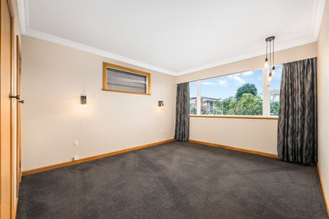Photo of property in 15 Swansea Street, Hokowhitu, Palmerston North, 4410