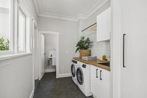 Photo of property in 175 Coutts Street, Rongotai, Wellington, 6022