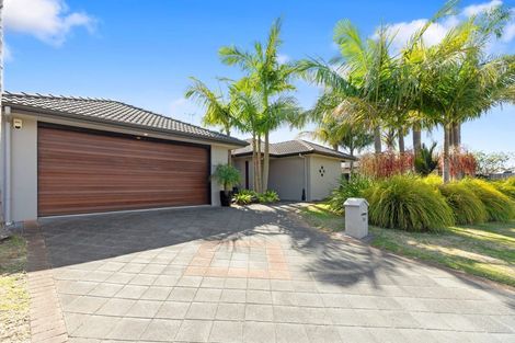 Photo of property in 19 Beachmere Place, Papamoa Beach, Papamoa, 3118