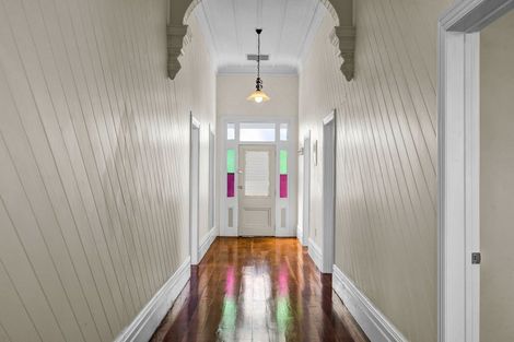 Photo of property in 5317 Mountain Road, Eltham, 4398