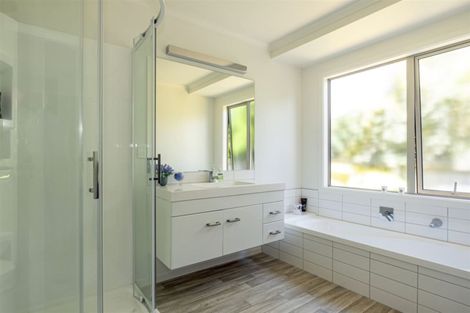 Photo of property in 135 Main Road, Pleasant Point, 7903