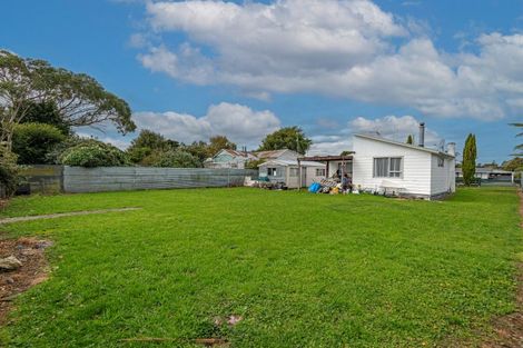 Photo of property in 43 Fox Street, Woodville, 4920