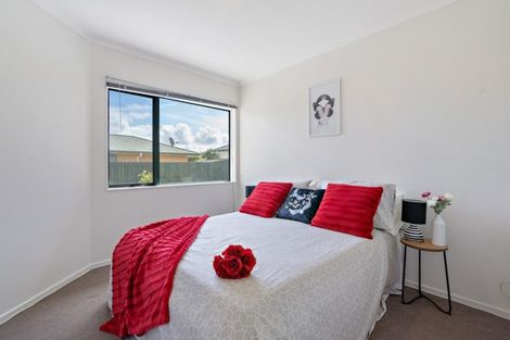 Photo of property in 42 Bellville Drive, Clendon Park, Auckland, 2103