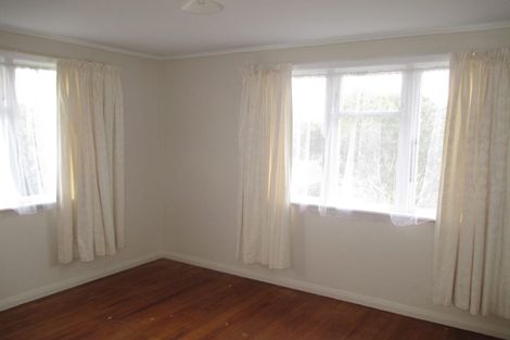 Photo of property in 5 Douglas Crescent, Fairfield, Hamilton, 3214