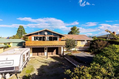 Photo of property in 11 Exeter Street, Waimate, 7924