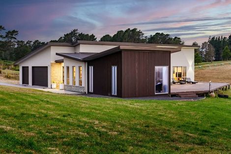 Photo of property in 261 Hillhead Road, Corstorphine, Dunedin, 9012