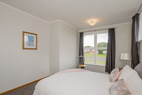 Photo of property in 60 Hinemoa Street, Levin, 5510