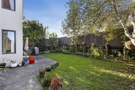 Photo of property in 34 Bleakhouse Road, Howick, Auckland, 2014