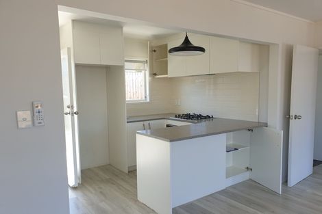 Photo of property in 21c Wells Road, Bucklands Beach, Auckland, 2012