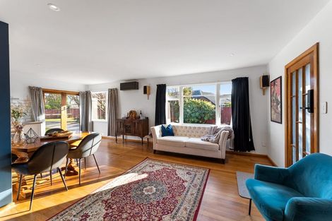 Photo of property in 12 Kyeburn Place, Avonhead, Christchurch, 8042