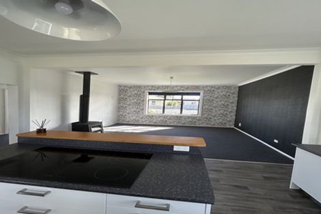 Photo of property in 16 Douglas Street, Balclutha, 9230