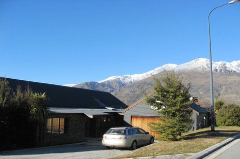 Photo of property in 4 Helmores Lane, Lower Shotover, Queenstown, 9371