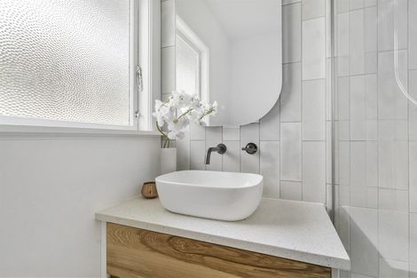 Photo of property in 2/42 Juliet Avenue, Howick, Auckland, 2014