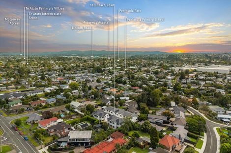 Photo of property in 1/113 Beach Road, Te Atatu Peninsula, Auckland, 0610