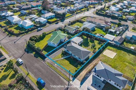 Photo of property in 27 Bledisloe Street, Levin, 5510