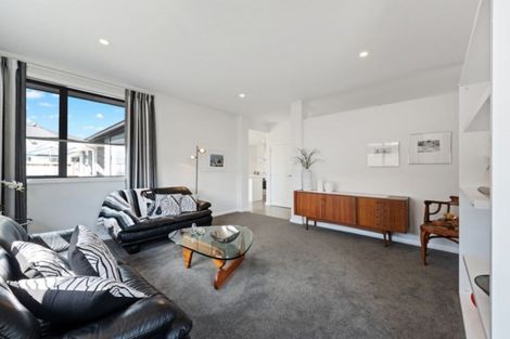 Photo of property in 39 Kahuparere Crescent, Pyes Pa, Tauranga, 3112