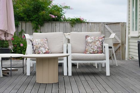 Photo of property in 38 Gray Avenue, Paraparaumu Beach, Paraparaumu, 5032