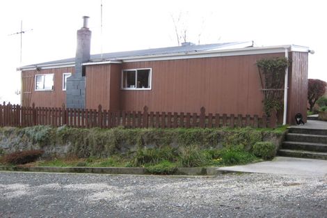 Photo of property in 19 Wyre Street, Kaitangata, 9210