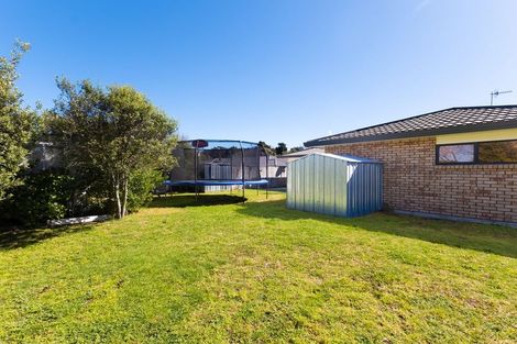 Photo of property in 3 Leanne Way, Waikanae Beach, Waikanae, 5036
