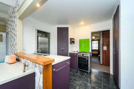 Photo of property in 24 Havill Street, Takaro, Palmerston North, 4410