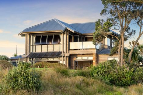 Photo of property in 339a Oceanbeach Road, Mount Maunganui, 3116