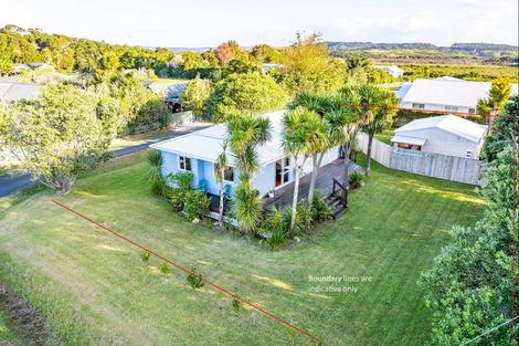 Photo of property in 74 Jack Boyd Drive, Mangawhai Heads, Mangawhai, 0573