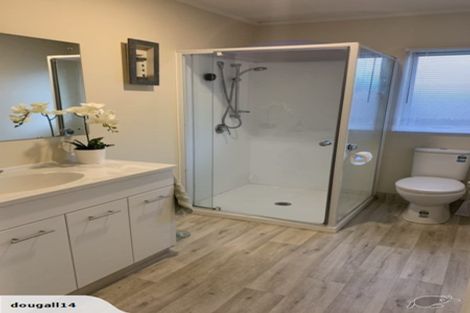 Photo of property in 11b Springs Road, Parakai, 0830