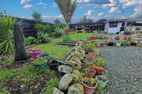 Photo of property in 103 Hurndall Street East, Maungaturoto, 0520