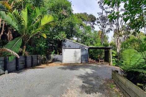 Photo of property in 1080 Sandspit Road, Sandspit, Warkworth, 0982