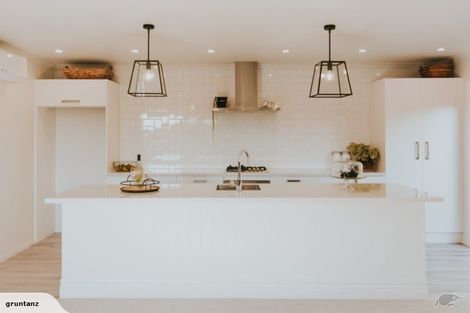 Photo of property in 39b Hetley Crescent, Taradale, Napier, 4112