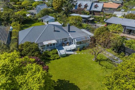 Photo of property in 28 Karu Crescent, Waikanae, 5036