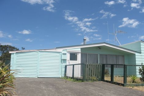 Photo of property in 28 Costello Crescent, Pukehina, Te Puke, 3189