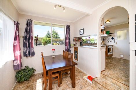 Photo of property in 7 Haast Place, Awapuni, Palmerston North, 4412