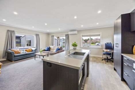 Photo of property in 38b Maire Street, Inglewood, 4330