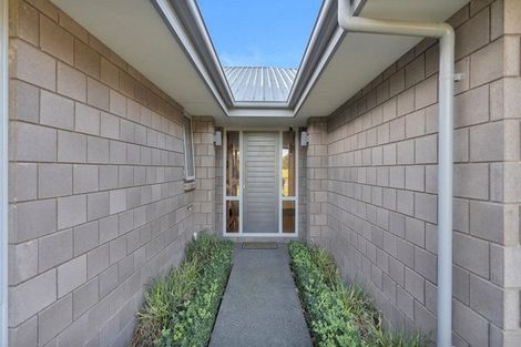 Photo of property in 14 Bernice Crescent, Yaldhurst, Christchurch, 8042