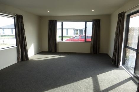 Photo of property in 9 Bamber Crescent, Halswell, Christchurch, 8025