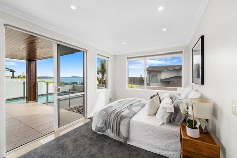 Photo of property in 72 Compass Way, Half Moon Bay, Auckland, 2012