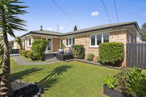 Photo of property in 22 Edmund Hillary Avenue, Papakura, 2110