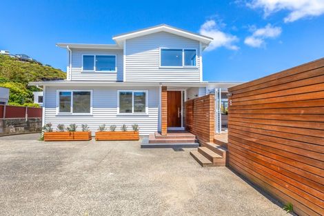 Photo of property in 6 Kiriwai Road, Paremata, Porirua, 5024