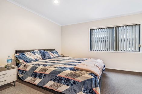 Photo of property in 64b Martyn Street, Waiuku, 2123