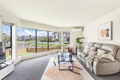 Photo of property in 1/62 Alicia Road, Somerville, Auckland, 2014