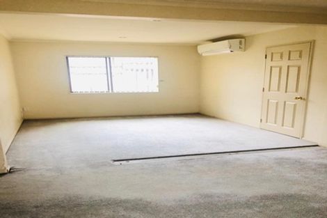 Photo of property in 37 Robin Brooke Drive, Flat Bush, Auckland, 2019