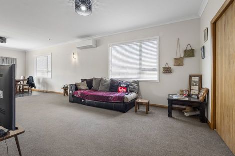 Photo of property in 8 Orlando Street, Stratford, 4332