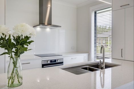 Photo of property in 55 Read Crescent, Clive, 4102