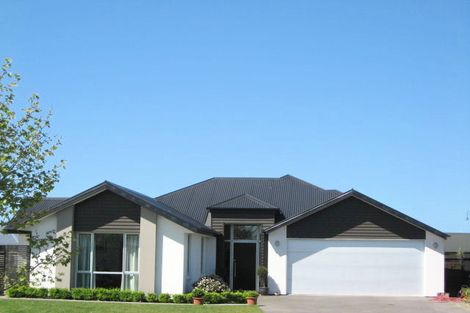 Photo of property in 9 Springside Place, Redwood, Christchurch, 8051