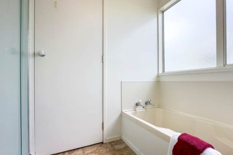 Photo of property in 9a Esperance Road, Glendowie, Auckland, 1071