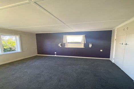 Photo of property in 12 Woburn Street, Waipukurau, 4200