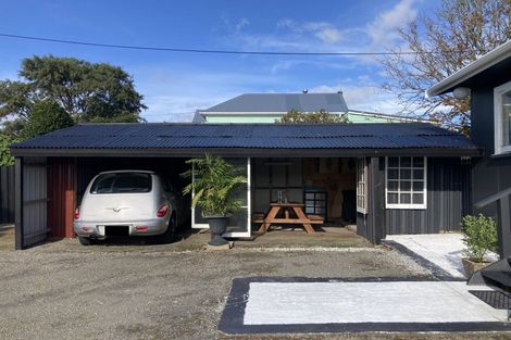 Photo of property in 3 Whakapaki Street, Urenui, 4375